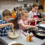 Cuisiner avec les enfants : une activité éducative et amusante mamanestpsychomot.com-10