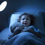 Peur du noir : des solutions pour aider votre enfant à la surmonter mamanestpsychomot.com-123