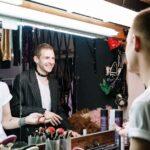 Idées créatives pour sublimer les boucles des petites filles découvrez des coiffures créatives qui vous permettront de vous démarquer avec style. que ce soit pour une occasion spéciale ou pour le quotidien, explorez des idées innovantes et tendance pour transformer votre look.