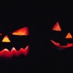 Idées de sorties effrayantes pour célébrer Halloween découvrez l'univers envoûtant d'halloween avec ses costumes colorés, ses citrouilles lumineuses et ses histoires effrayantes. plongez dans une ambiance festive et ludique qui fera frémir petits et grands, tout en célébrant la magie de cette nuit unique.