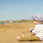 Bébé à 9 mois, ce qui change dans son quotidien découvrez les étapes clés du développement de votre bébé mois par mois. des conseils et des astuces pour accompagner chaque étape de croissance, du nourrisson aux premiers souvenirs.