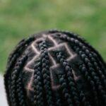 Ma petite fille a les cheveux courts, et alors, briser les stéréotypes capillaires découvrez les stéréotypes associés aux coiffures à travers le monde. cet article explore comment les différentes coupes de cheveux influencent notre perception, nos préjugés et les tendances culturelles. plongez dans l'univers des coiffures et leur impact sur l'identité sociale.