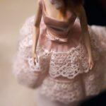 découvrez notre sélection unique de poupées, alliant élégance et charme. que vous soyez collectionneur ou à la recherche du cadeau parfait, nos poupées sont conçues pour ravir tous les âges. explorez des modèles variés et laissez-vous séduire par l'art de la poupée.