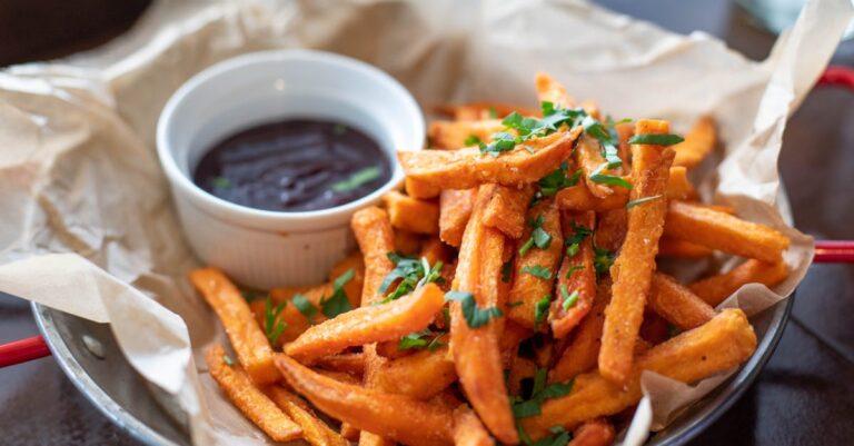 découvrez notre sélection de sauces délicieuses qui sublimeront vos plats. que vous soyez amateur de sauces classiques ou à la recherche de nouvelles saveurs, trouvez ici l'inspiration pour accompagner vos repas et ravir vos papilles.