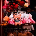 découvrez notre collection captivante de poupées, alliant élégance et créativité. que vous soyez collectionneur ou à la recherche du cadeau parfait, trouvez la poupée qui comblera votre passion et fera briller les yeux des enfants.