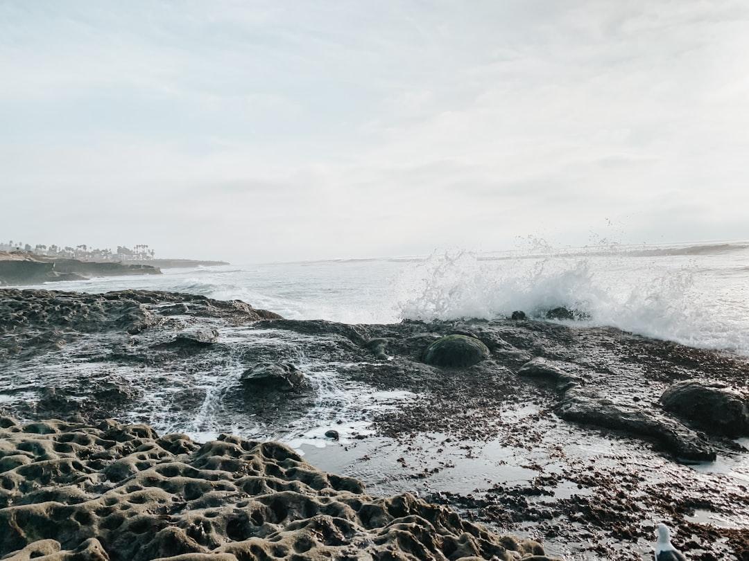 découvrez tout ce qu'il faut savoir sur le phénomène du rupture des membranes, un moment clé de l'accouchement. apprenez à reconnaître les signes, les symptômes et ce que cela signifie pour le déroulement de votre grossesse.