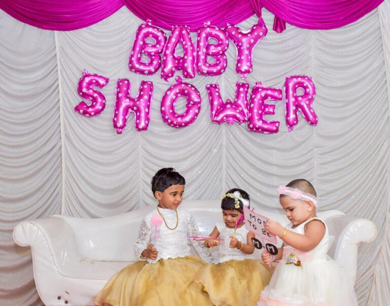 découvrez des idées amusantes et interactives pour animer votre baby shower avec des jeux captivants. que vous soyez hôte ou invité, trouvez des activités parfaites pour célébrer l'arrivée du bébé et créer des souvenirs inoubliables.