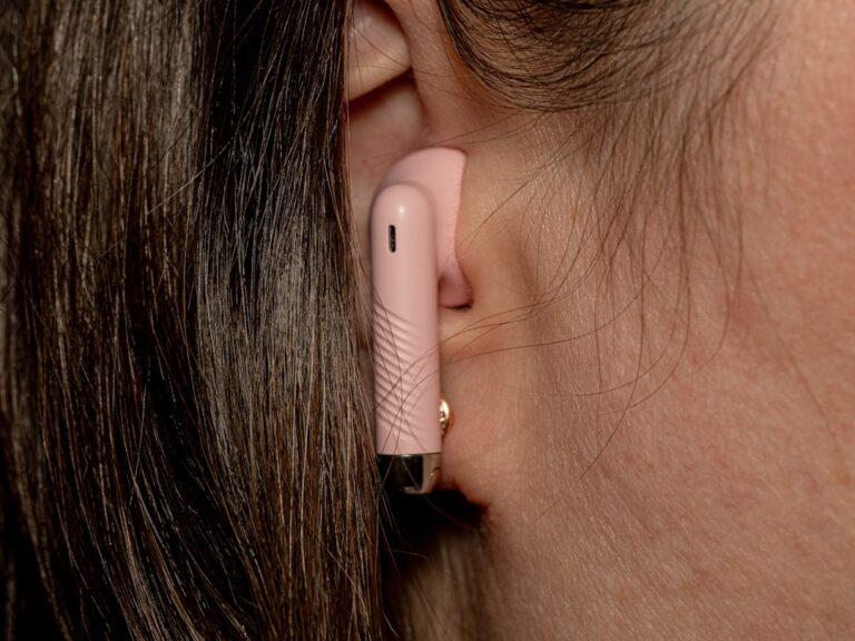 découvrez tout ce que vous devez savoir sur les infections de l'oreille : causes, symptômes, traitements et conseils de prévention pour maintenir une bonne santé auriculaire.