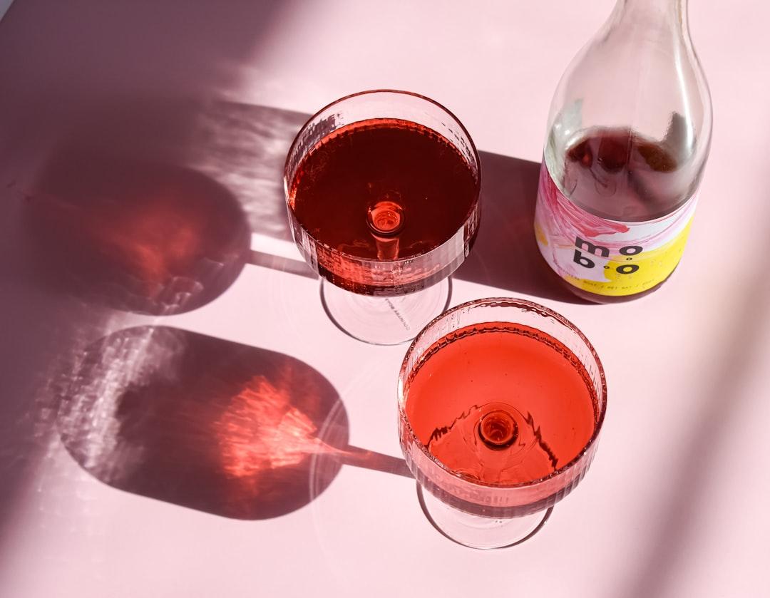 découvrez tout ce qu'il faut savoir sur les infections urinaires : causes, symptômes, traitements et conseils pour les prévenir. protégez votre santé urinaire avec nos informations complètes.