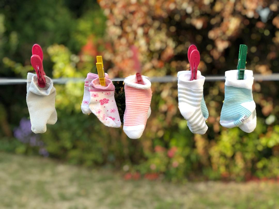 découvrez des idées de cadeaux originales et tendances pour une baby shower. trouvez l’inspiration parfaite pour célébrer l’arrivée d’un bébé et faire plaisir à la future maman !