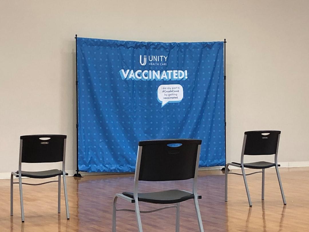 le vaccin dtca protège contre la diphtérie, le tétanos et la coqueluche. découvrez son importance, le calendrier de vaccination et les recommandations en france pour assurer l’immunisation de votre enfant.