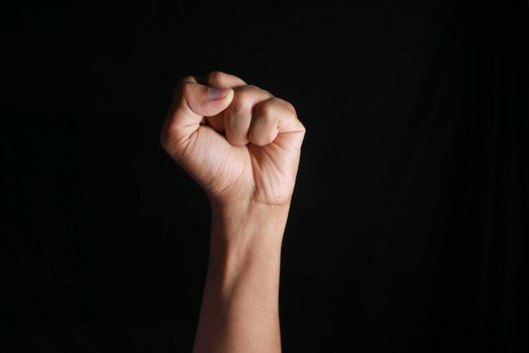 découvrez le concept d'indépendance à travers différentes perspectives, qu'elles soient personnelles, économiques ou politiques. apprenez comment cultiver votre autonomie et valoriser votre liberté dans un monde en constante évolution.