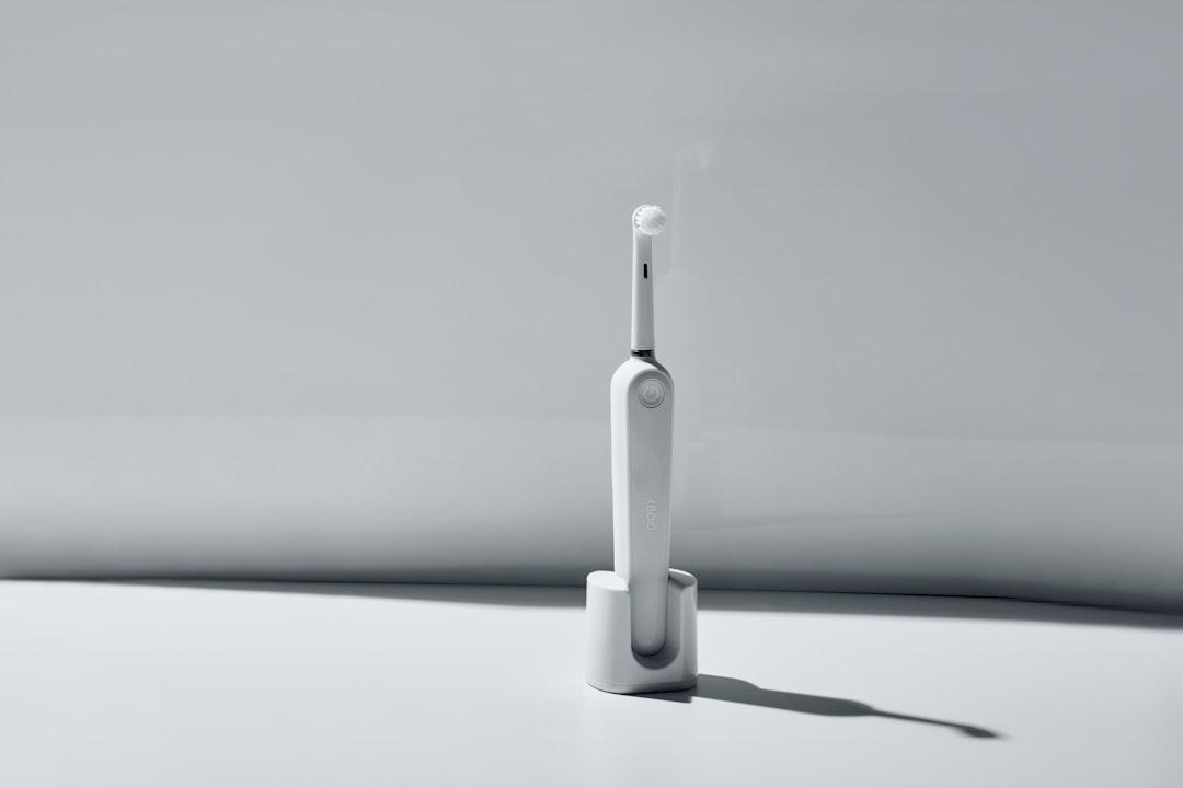 découvrez tout sur le muguet buccal : ses causes, symptômes, traitements et conseils pour prévenir cette infection fongique fréquente, afin de maintenir une bonne santé bucco-dentaire.