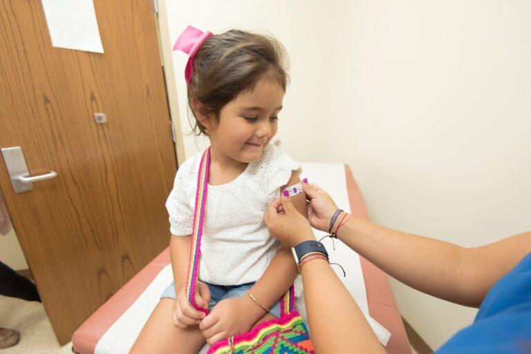 découvrez les causes, symptômes et traitements de l'anémie pédiatrique. informez-vous sur la détection précoce et prenez soin de la santé de votre enfant.