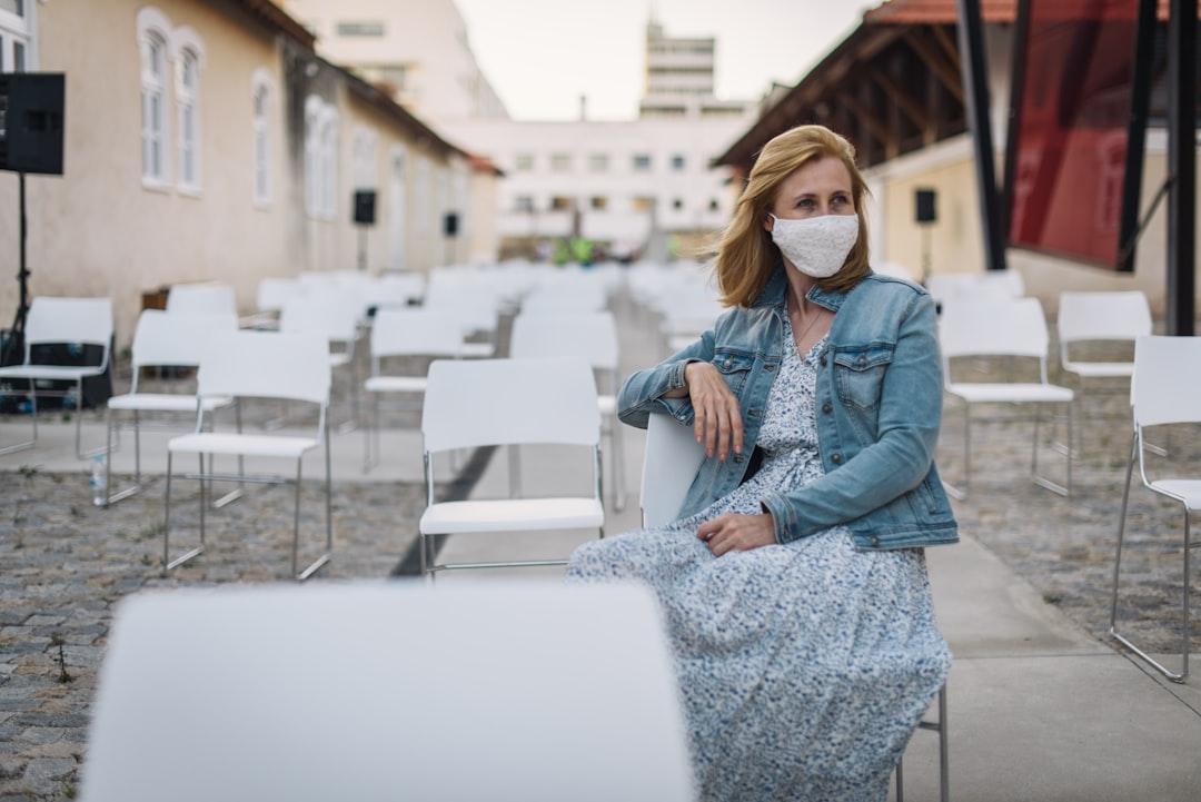 découvrez ce qu’est la pneumonie : symptômes, causes, diagnostic et traitements, ainsi que des conseils de prévention et quand consulter un médecin.