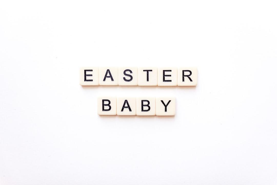 découvrez des prénoms de bébé uniques et originaux pour votre enfant. inspirez-vous de notre sélection de noms rares, tendances et pleins de sens pour offrir à votre bébé une identité exceptionnelle !