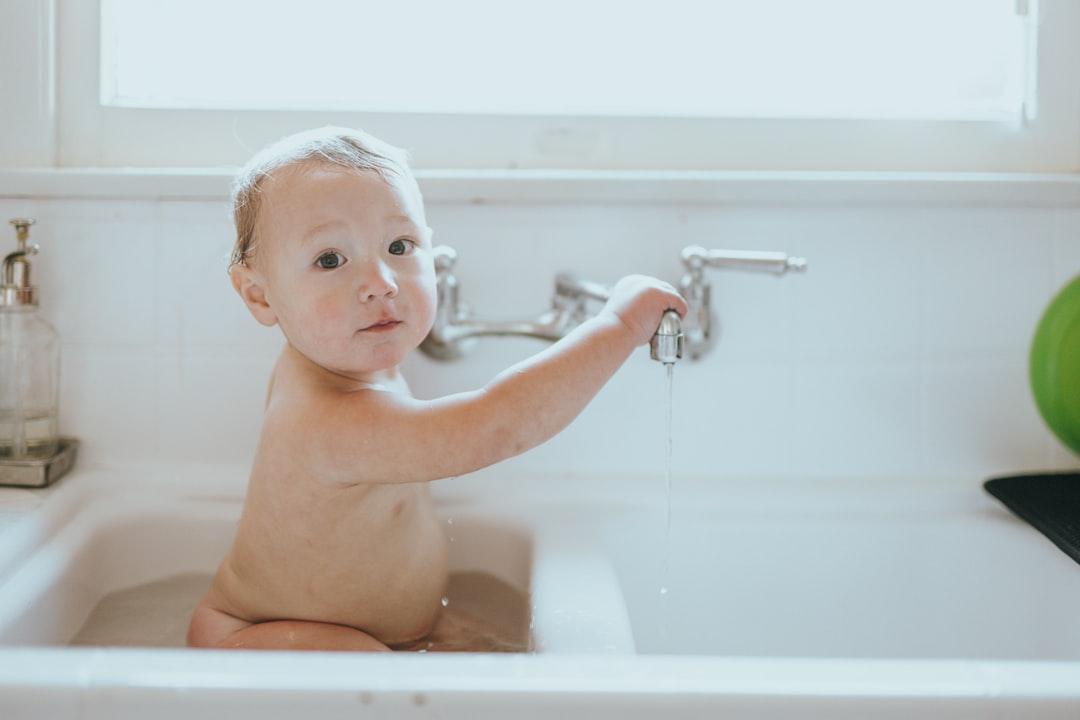 découvrez des idées de thèmes originaux et tendances pour organiser une baby shower inoubliable. inspirez-vous pour une fête mémorable et adaptée à votre style !
