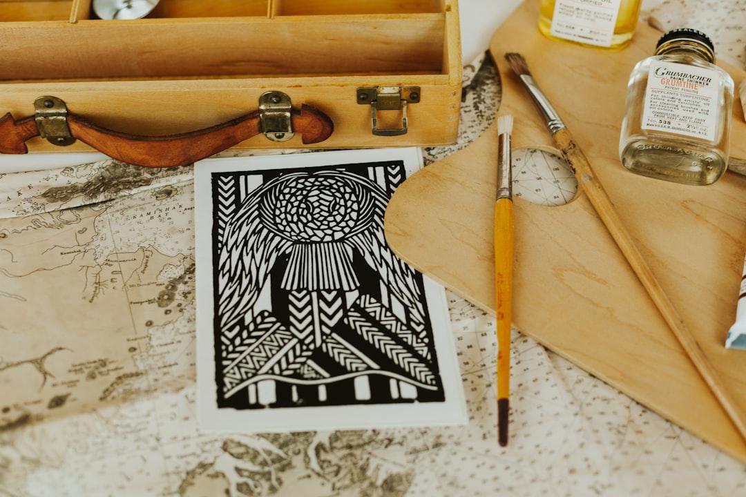 découvrez une multitude d'idées et de tutoriels pour réaliser des crafts créatifs, que ce soit pour la décoration, les cadeaux faits main ou les activités diy à faire en famille ou entre amis.