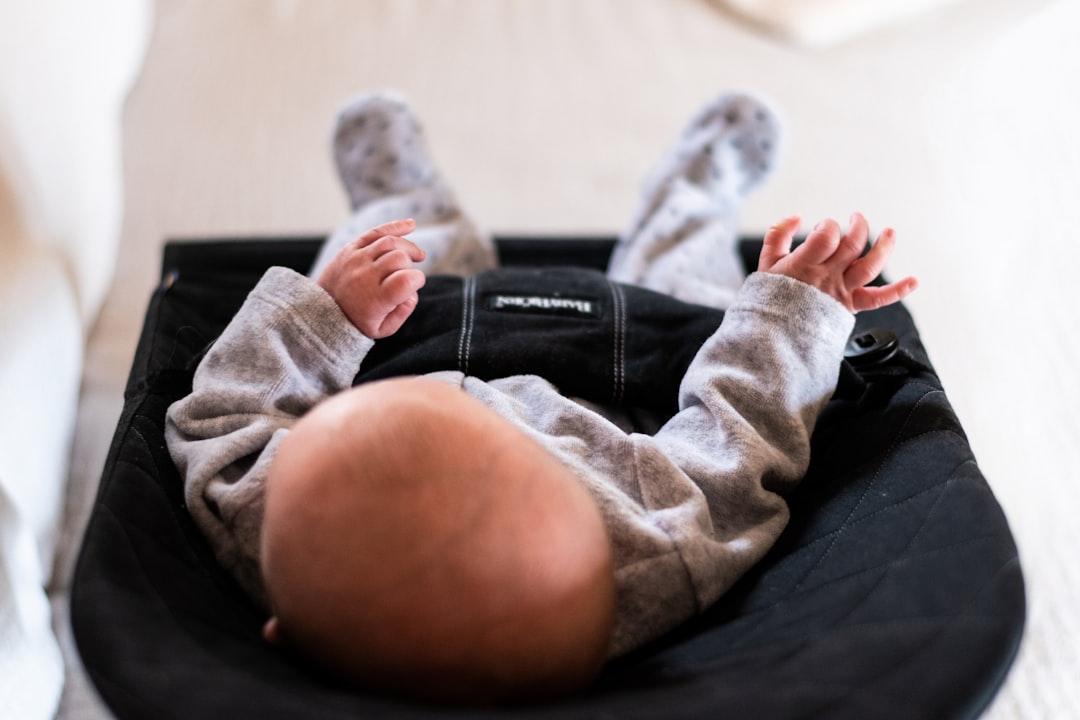 découvrez les couches pampers baby-dry pants, faciles à enfiler et à retirer, offrant jusqu’à 12 heures de protection contre les fuites pour le confort et la liberté de mouvement de votre bébé, jour et nuit.