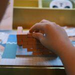 Encourager l'apprentissage des jeunes enfants à travers le jeu découvrez l'apprentissage basé sur le jeu : une méthode ludique et efficace qui stimule la curiosité et le développement des enfants tout en favorisant leur engagement actif et leur créativité.