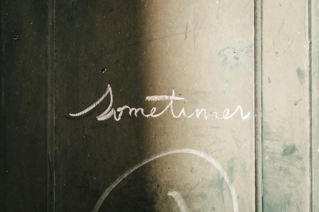 découvrez tout ce qu'il faut savoir sur la prématurité : causes, conséquences, soins et conseils pour accompagner les bébés nés prématurément et leurs familles.
