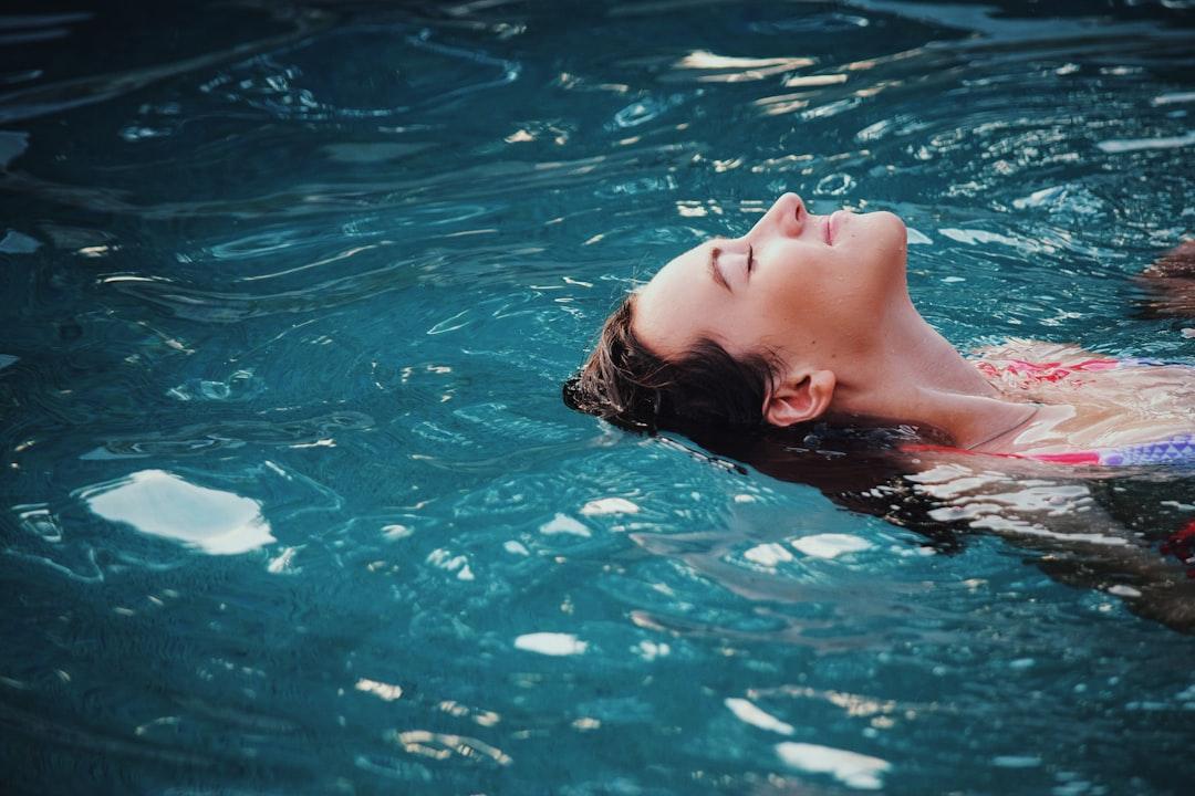 découvrez des techniques de relaxation efficaces pour réduire le stress, améliorer votre bien-être et retrouver la sérénité au quotidien. conseils, exercices et astuces pour une détente profonde.