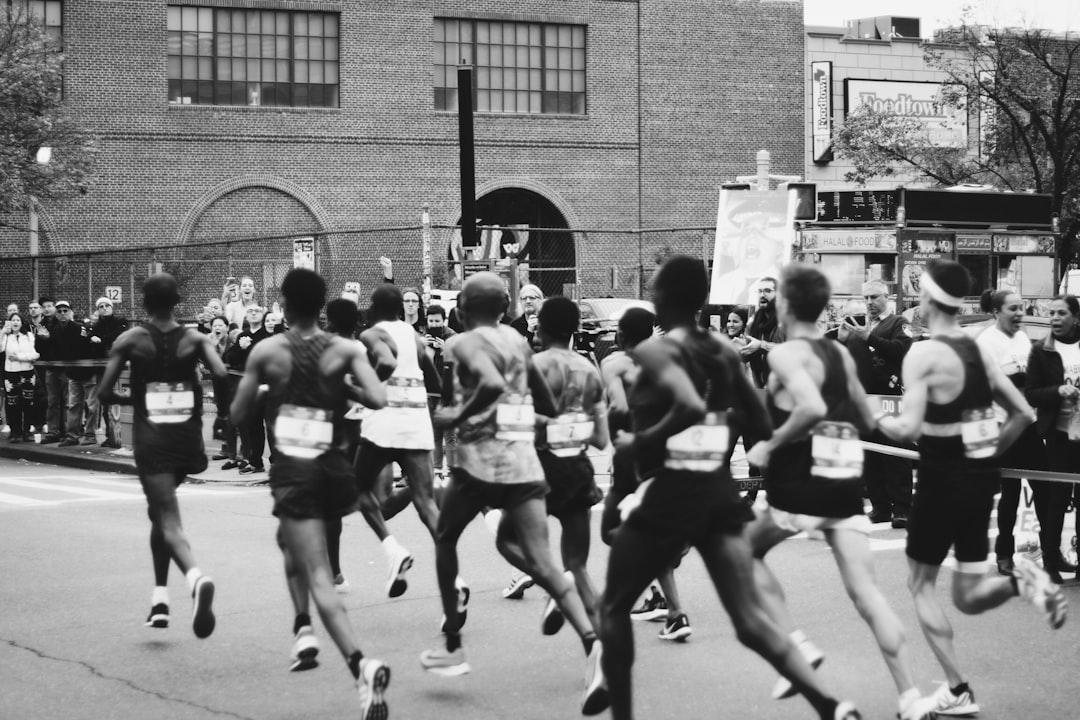 découvrez nos conseils, techniques et équipements incontournables pour le running. que vous soyez débutant ou confirmé, améliorez vos performances et profitez pleinement de votre passion pour la course à pied !