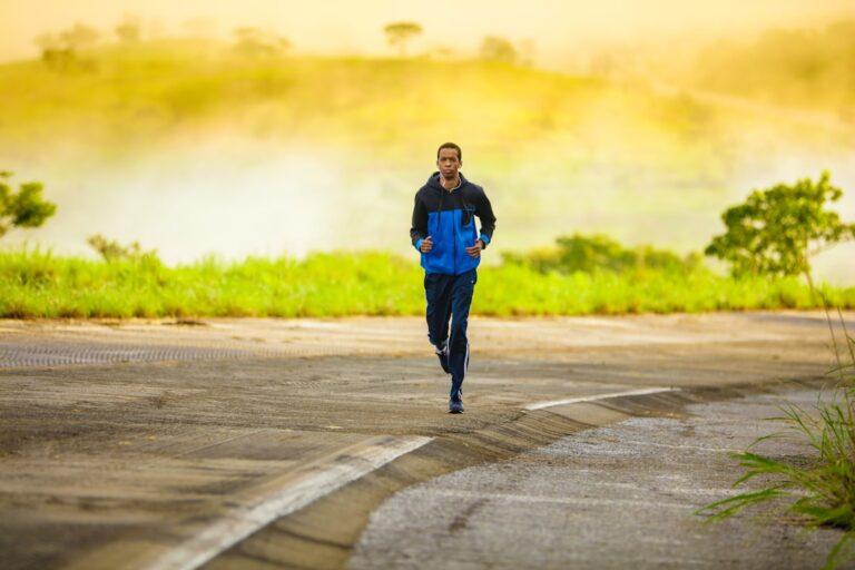 découvrez tous les conseils, astuces et actualités sur le running : améliorez vos performances, trouvez le bon équipement et suivez les dernières tendances pour débutants et confirmés.