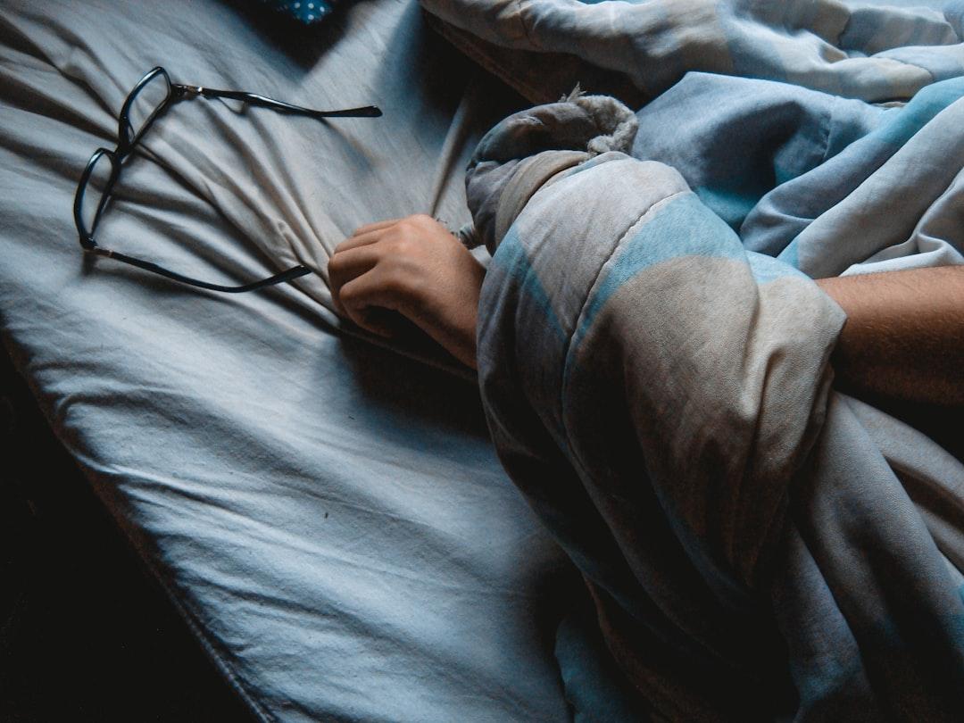 découvrez les bienfaits du sommeil, son impact sur votre santé et des conseils pratiques pour mieux dormir. apprenez comment améliorer la qualité de votre sommeil et retrouver énergie et bien-être au quotidien.