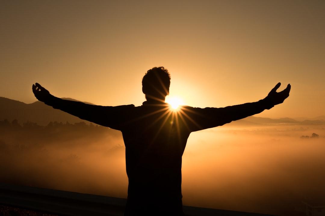découvrez des méthodes efficaces de gestion du stress pour retrouver calme et bien-être au quotidien. conseils pratiques, exercices de relaxation et astuces pour soulager le stress naturellement.