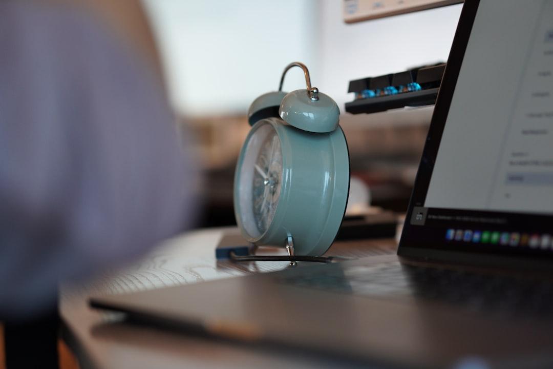 découvrez comment atteindre un équilibre entre vie professionnelle et vie personnelle grâce à des conseils pratiques pour mieux gérer votre temps et favoriser votre bien-être au quotidien.