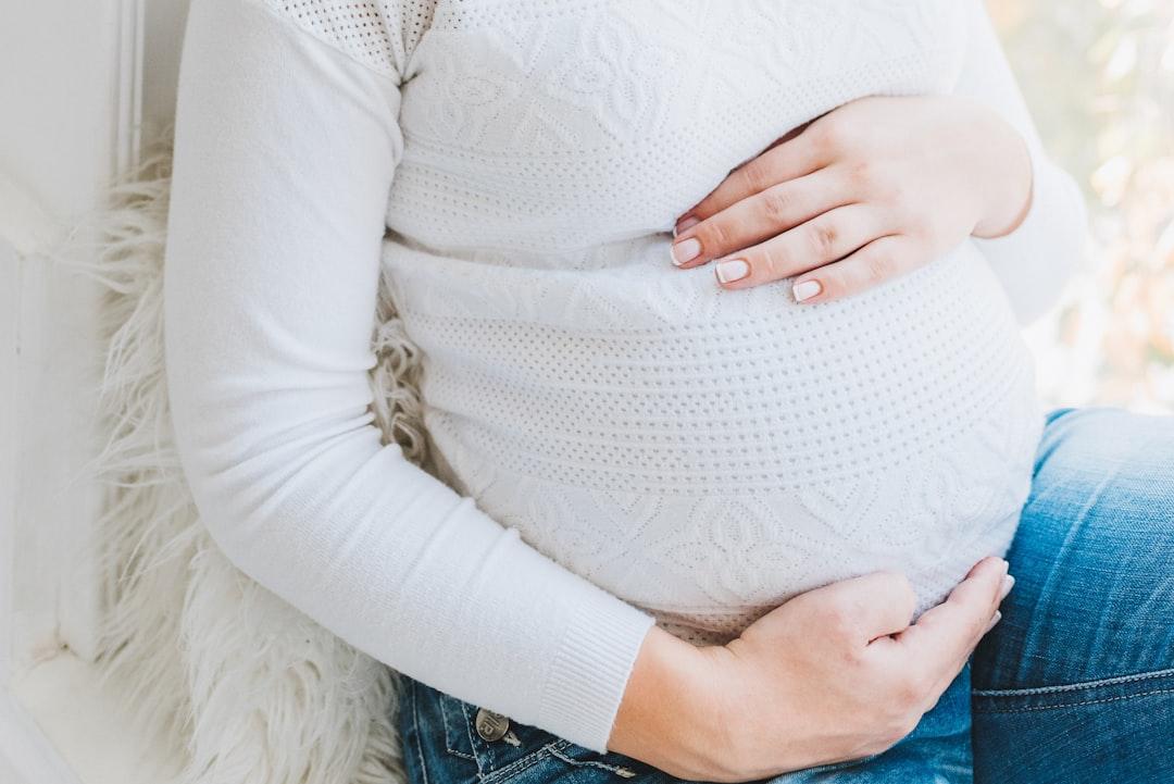 découvrez tout ce qu'il faut savoir sur la grossesse : conseils, étapes du développement, santé de la maman et du bébé, et astuces pour vivre cette période sereinement.