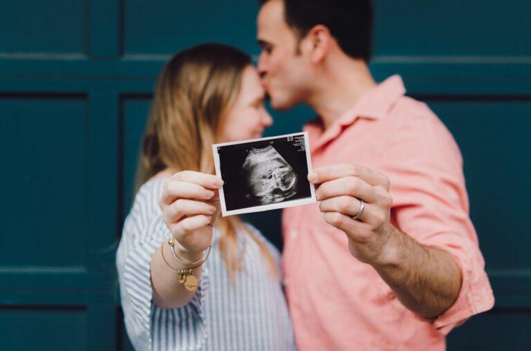 découvrez tout ce qu’il faut savoir sur la grossesse : des conseils pour une maternité sereine, les étapes clés du développement du bébé et des informations essentielles pour la santé de la future maman.