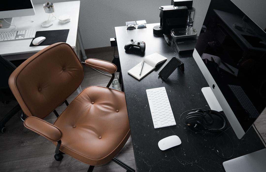 découvrez comment améliorer le confort au travail grâce à des conseils pratiques pour optimiser votre environnement, favoriser le bien-être et booster la productivité au quotidien.